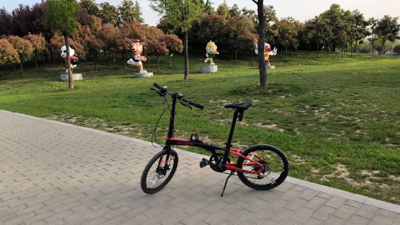 最近一周骑喜德盛K3.2折叠车上下班也挺好的，车子轻，骑着也还算舒服